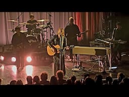Finneas - Little Window, live, concert, Le Trianon, Paris, France, 7th May 2025