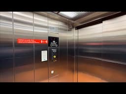 EPIC MOTOR!!! 1987 KONE Traction Elevator @ Viking Line Ferry Terminal, Turku, Finland.