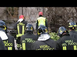 Palermo: Crollo edificio, l'intervento dei vigili del fuoco con nucleo cinofili