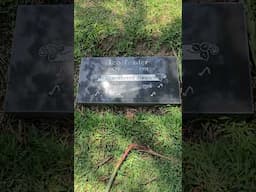 Fender Guitars Grave Leo Fender#
