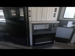 Y'ALL GOTTA CHECK OUT THIS ASPEN TRAIL!!! ITS LIKE NEW! 2023 Aspen Trail 2860RLS