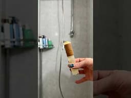 GUARDA LO SCHIFO 😷 CHE C’È IN DOCCIA