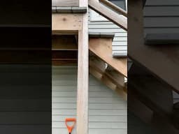 ⛔️Horrible stairway construction⛔️#construction #building #homeinspection #code #fail
