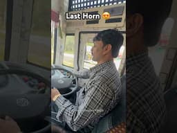 Wait for Last Horn 😍 Sleeper Bus #vlogger #travel #buses #vlog #mohitdogravlogs #like #youtuber