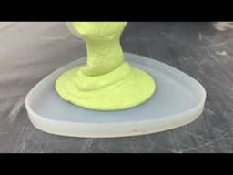Hydroflow waterbased moulding / casting compound