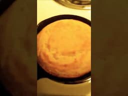 Crunchy BUTTERMILK CORNBREAD Baked in Cast-Iron-Skillet 🍳 Perfect Crunch 😋 #shorts #bread #recipe
