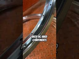 Buscas unos aros ligeros, económicos y resistentes? La línea Hard components de #vgbikes Disponible!