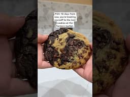 Best cookies at the farmers market 😋