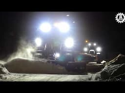 Snowclearing Volvo L90G with Siljum  / Ice cutting blade (Multiplog) ,Valtra T with a sideplow