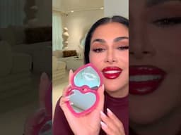 Put our new Lip Contour Stain to the test — greasy burger approved. 🍔💋 Dropping June 23rd 🌍