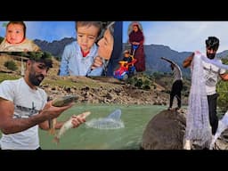 Nomadic Life in Action 🛖 | Mahmoud Helps Kazem & Fishes in the River