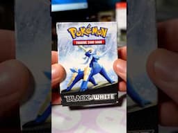 What’s Inside? WATER Pokemon Black & White Theme Deck! (Pokemon TCG)