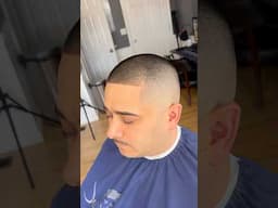 Skin fade with the 1.5 on top. Tutorial in my channel. #subscribe #haircut #howto