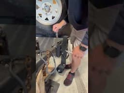 Time for an UPGRADE - New jack for the trailer