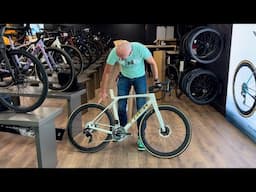 Unboxing: Gen8 Trek MADONE SLR8 AXS Era White