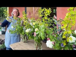 April tour of the flower farm with floristry at the end