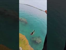 Cliffside Squid Fishing: Discover the Ingenious Handline & Pulley Lift Method!
