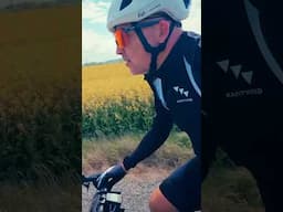 Pretending I’m a cyclist but realising I’m just an injured runner doing rehab #ultrarunning #gravel