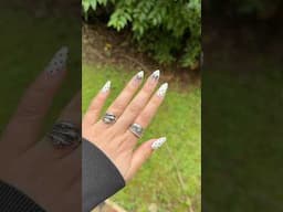 the cutest polka dot nails! #shorts