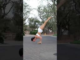 Handstand combo