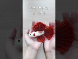 Finding FREE crochet patterns so you don’t have to #crochetideas Halfmoon betta fish amigurumi cute
