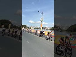 Vietnamese Bicycle Race Around Xuan Huong Lake in Da Lat🇻🇳 #bicycleracing #xuanhuong #dalat