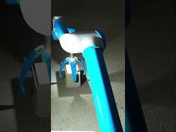 🚙Remplaçons une batterie de voiture déchargée🪫#animation #voitures #pourlesenfants