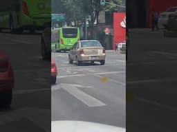 Si quieres vuelale!