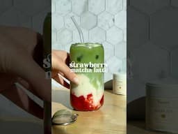Delicious Strawberry Matcha Latte Recipe 🍓 #matchalatte #matcha #drinkrecipes