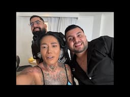Kary Torres Oficial está en vivo maquillándome para la coronación