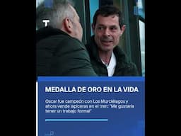 ES MEDALLISTA PARALÍMPICO Y SE GANA LA VIDA COMO VENDEDOR AMBULANTE