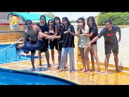 Finally hum sab Waterpark aa gye 😱 sabka makeup nikal gya pani mai 😵