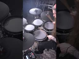 drumming fast is fun ;)