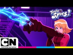 Trapped in Mandy's Mainframe | Totally Spies | Cartoon Network UK