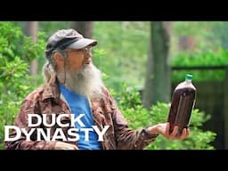 Duck Dynasty: Si Gets Crazy With Expired Soda During Jug Fishing with Kids