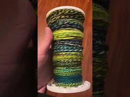 let’s make some yarn #spinningyarn #spinningwheel #handspunyarn