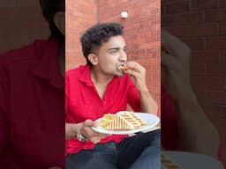 “When she’s mad but still brings you food 🍕😭”