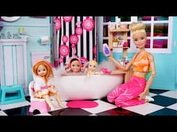 Familia Barbie y Ken Rutina de Noche - Practica Futbol