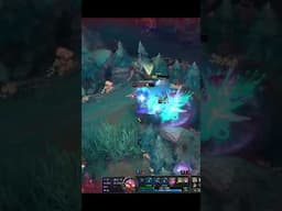 Best Disengage champion #leagueoflegends #leagueclip #outplay  #riotgames