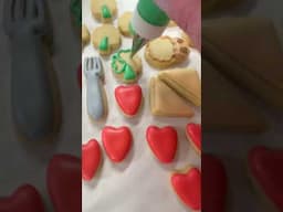 Decorating a Cookie Lunch Tray Set #cookiedecorating #artcookies #royalicing #diy #schoollunch