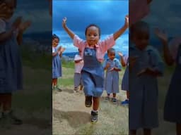 Queen 👑 😂 #baby #dance #shorts