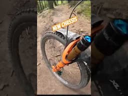 Ultimate lightweight aggro fork? @FOXFACTORY @trekbikes @SilverfishUK @PolarisBikewear #mtb