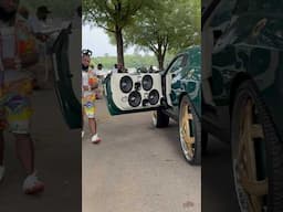 Challenger on 32’s DUB Floaters with Big Speakers in the Doors