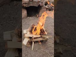 Survival Skills: Emergency Camp Fire Starters          #bushcaft #camping #survival  #outdoors