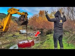 We Found An Old Safe Abandoned In The River❗️ (We Called the Police)