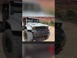 The Jeep Convoy Concept blends new & old sporting a RETRO but MODERN J-Series Grille