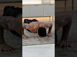 Only got 10 minutes? That’s all you need to hit your entire body with this no-equipment routine🖤