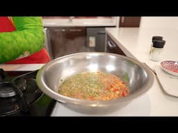 Making chillie crisp oil - simple and quick condiment for that hit of Asian flavour!