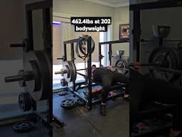 462.4 Bench Press at 202lbs bodyweight. 50lb stiff bar with 2.4lb intek clips. #benchpress #fitness