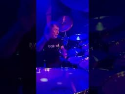 In this episode of Zildjian on the Road, sit stage-side with Simon Phillips playing "Indian Summer"